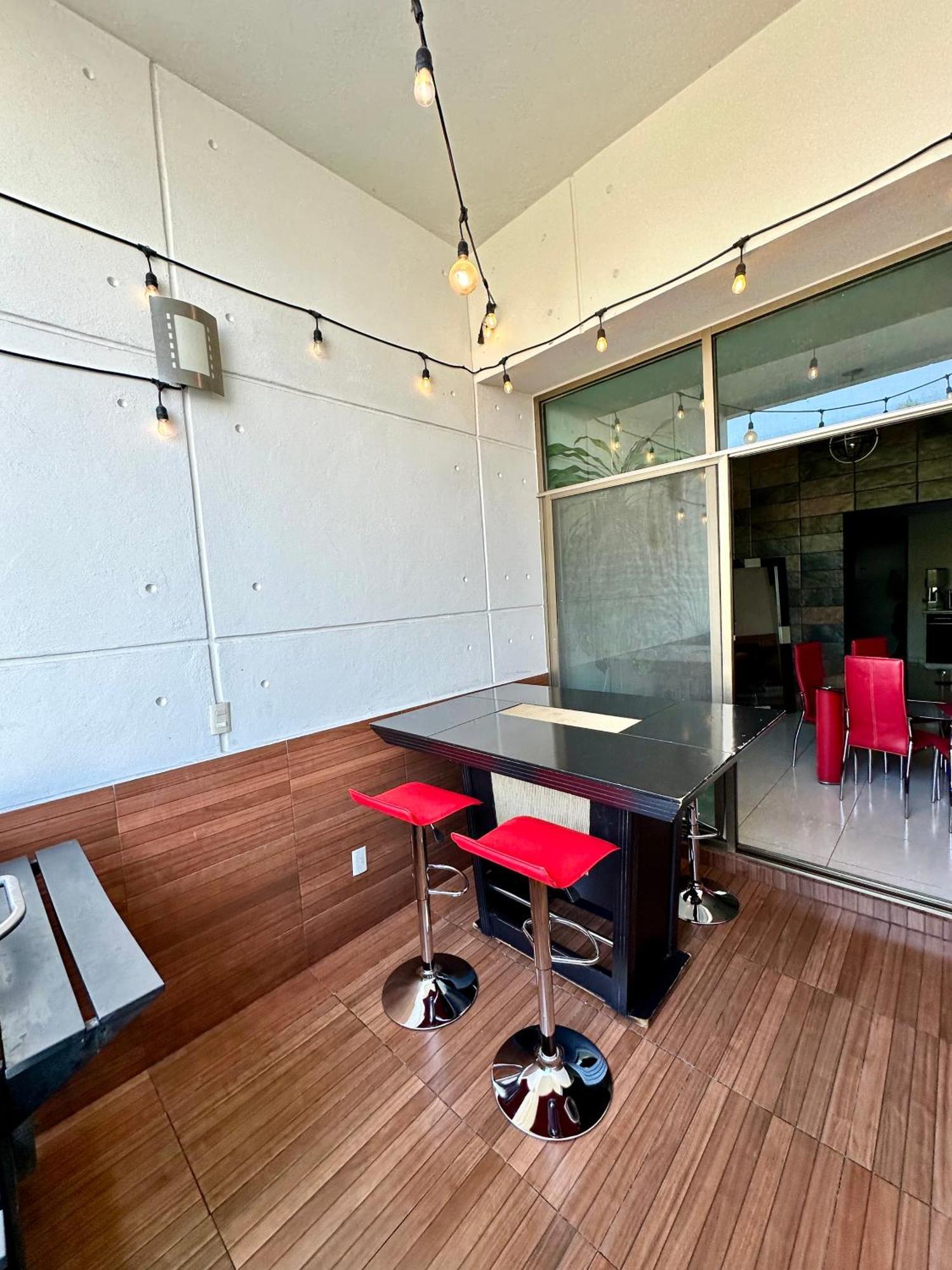 Apartament Loft Arte Y Diseno, Terraza, Asador, 3 Pantallas "Cuernavaca Somos El Unico Airbn Que Te Ofrece 2 Exclusivos Jacuzzis Profesionales Con Agua Caliente Y Sistema De Hidromasaje, Tipo Spa" Fraccionamiento Vigilancia 24 Horas Zewnętrze zdjęcie