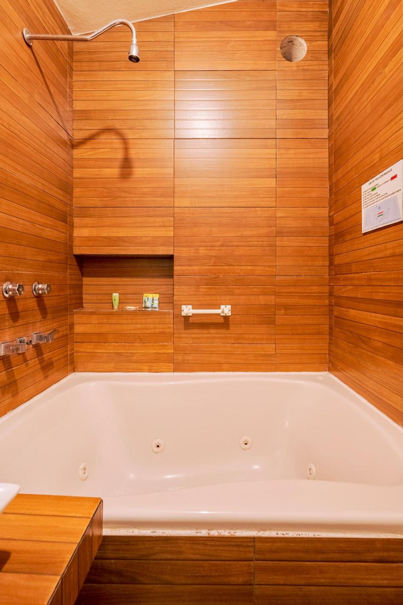 Loft Arte Y Diseno Alberca Climatizada, Amenidades Y Lujo, Terraza Privada Con Asador De Carbon, Cuernavaca Somos Los Unicos Que Te Ofrecemos Para Tu Uso Personal Y Exclusivo 2 Jacuzzis Con Agua Caliente Y Sistema De Hidromasaje Tipo Spa Zewnętrze zdjęcie