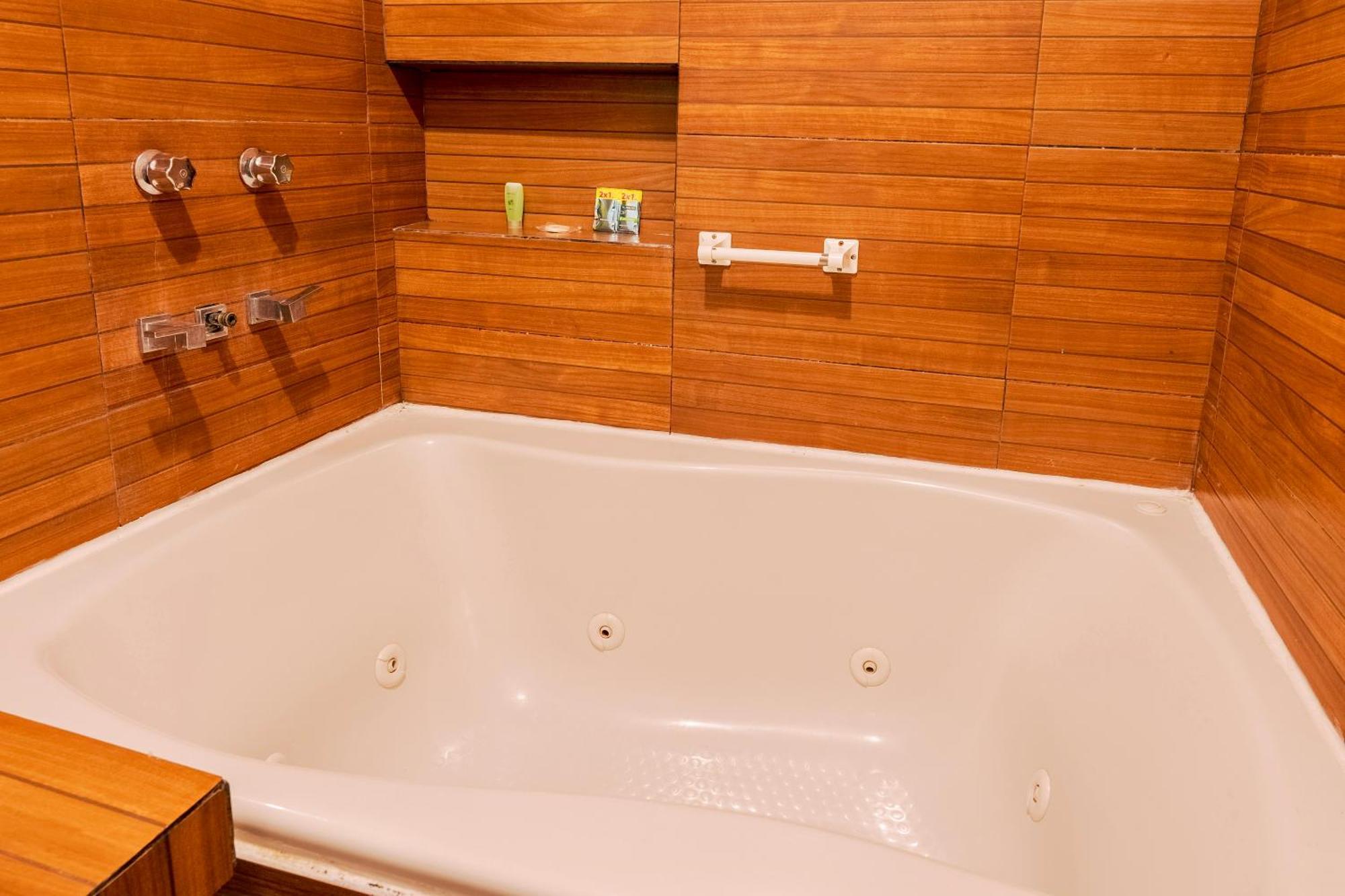 Loft Arte Y Diseno Alberca Climatizada, Amenidades Y Lujo, Terraza Privada Con Asador De Carbon, Cuernavaca Somos Los Unicos Que Te Ofrecemos Para Tu Uso Personal Y Exclusivo 2 Jacuzzis Con Agua Caliente Y Sistema De Hidromasaje Tipo Spa Zewnętrze zdjęcie